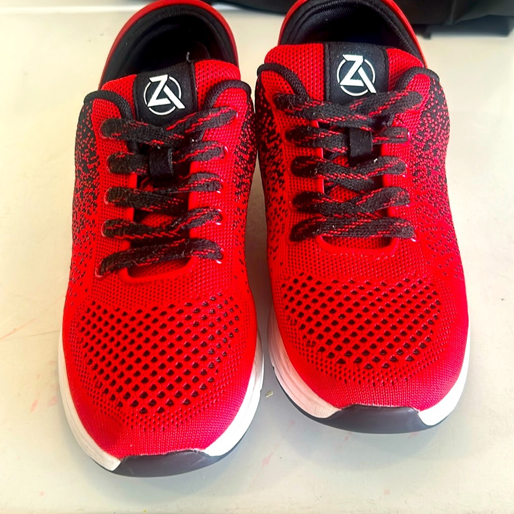 Women’s ZEBA Sneakers Size 7 Color Red